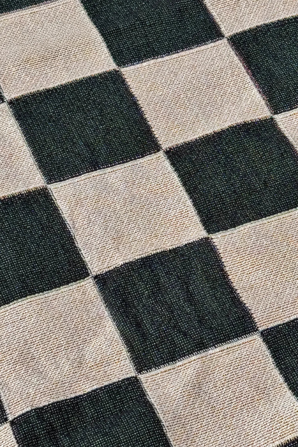Black and White Checkered Cotton Woven Blanket - Image 10