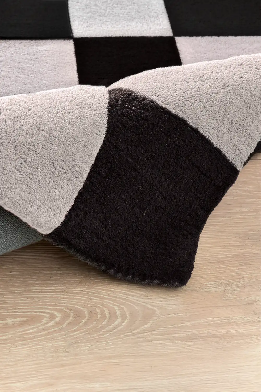 Black and White Small Checkered Hand-Tufted Wool Rug - Image 3