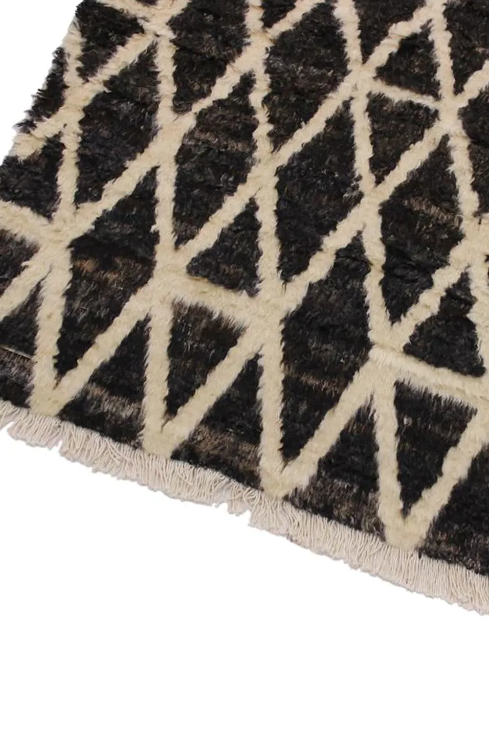 Black and White Moroccan Shag Wool Rug - Image 4