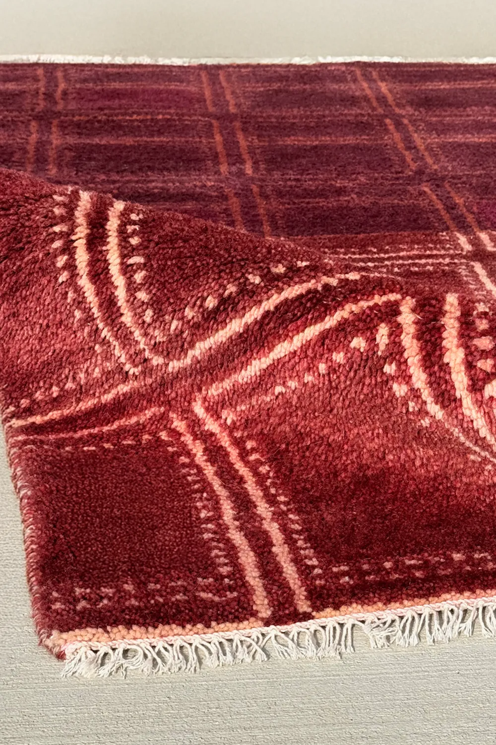 Boxstep Bold Grid Hand-Knotted Wool Rug - Image 10