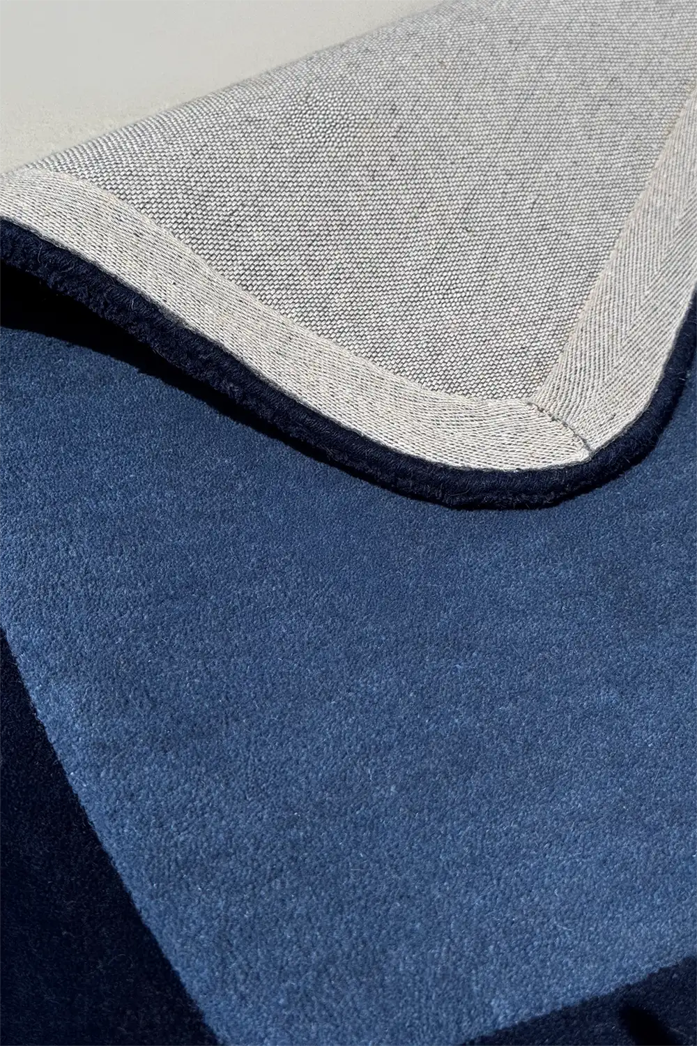 Contour Edge Hand-Tufted Wool Rug - Image 15