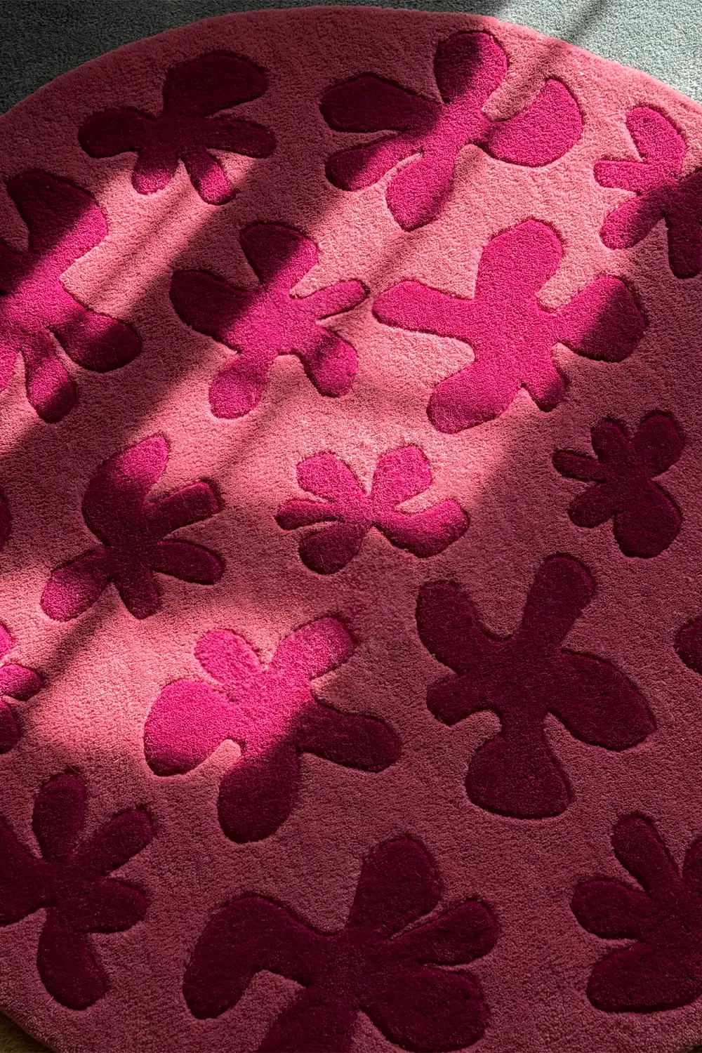 Floral Blossom Round Hand Tufted Wool Rug - Image 3