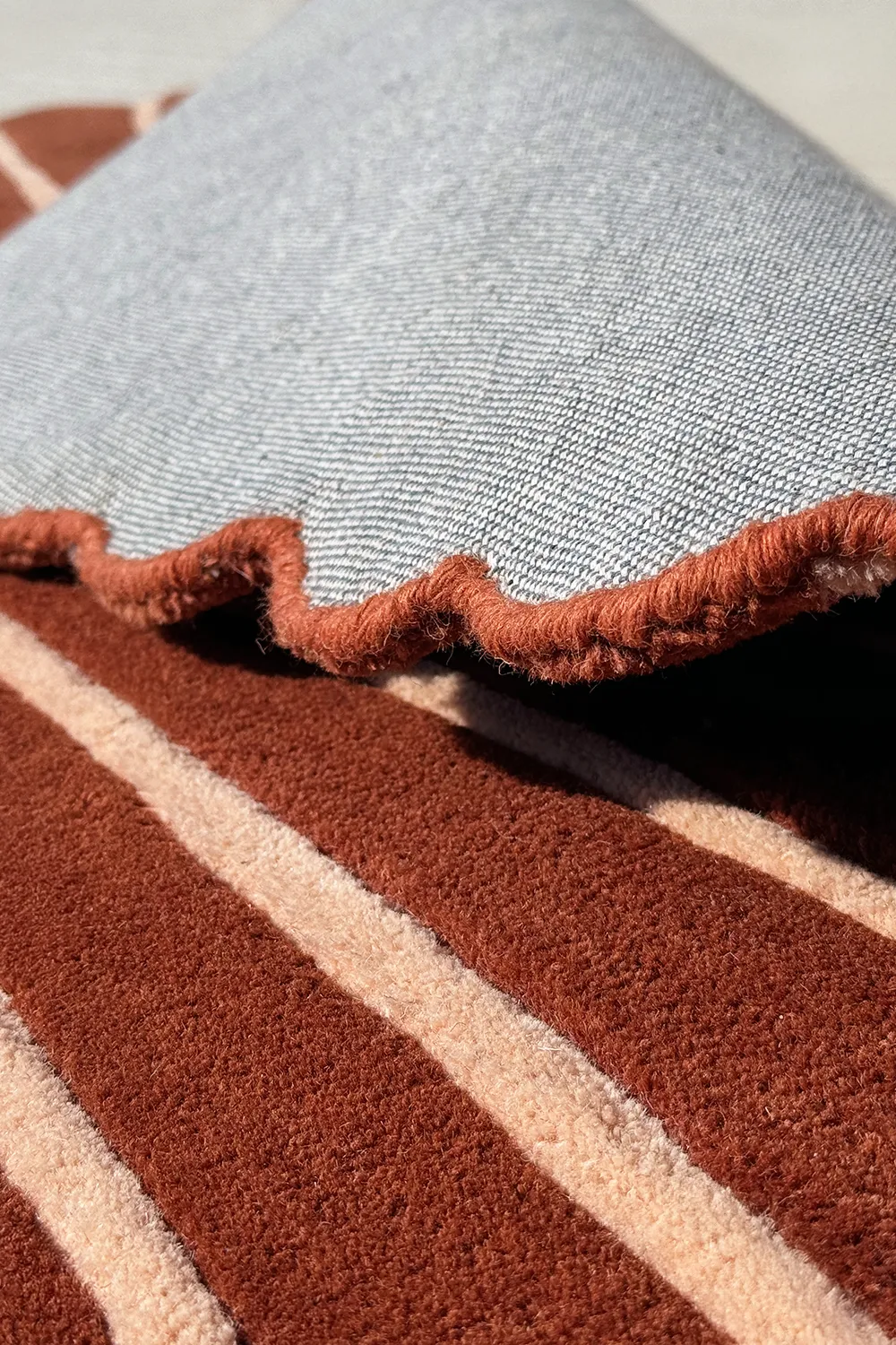 Fronda Hand-Tufted Wool Rug - Image 8