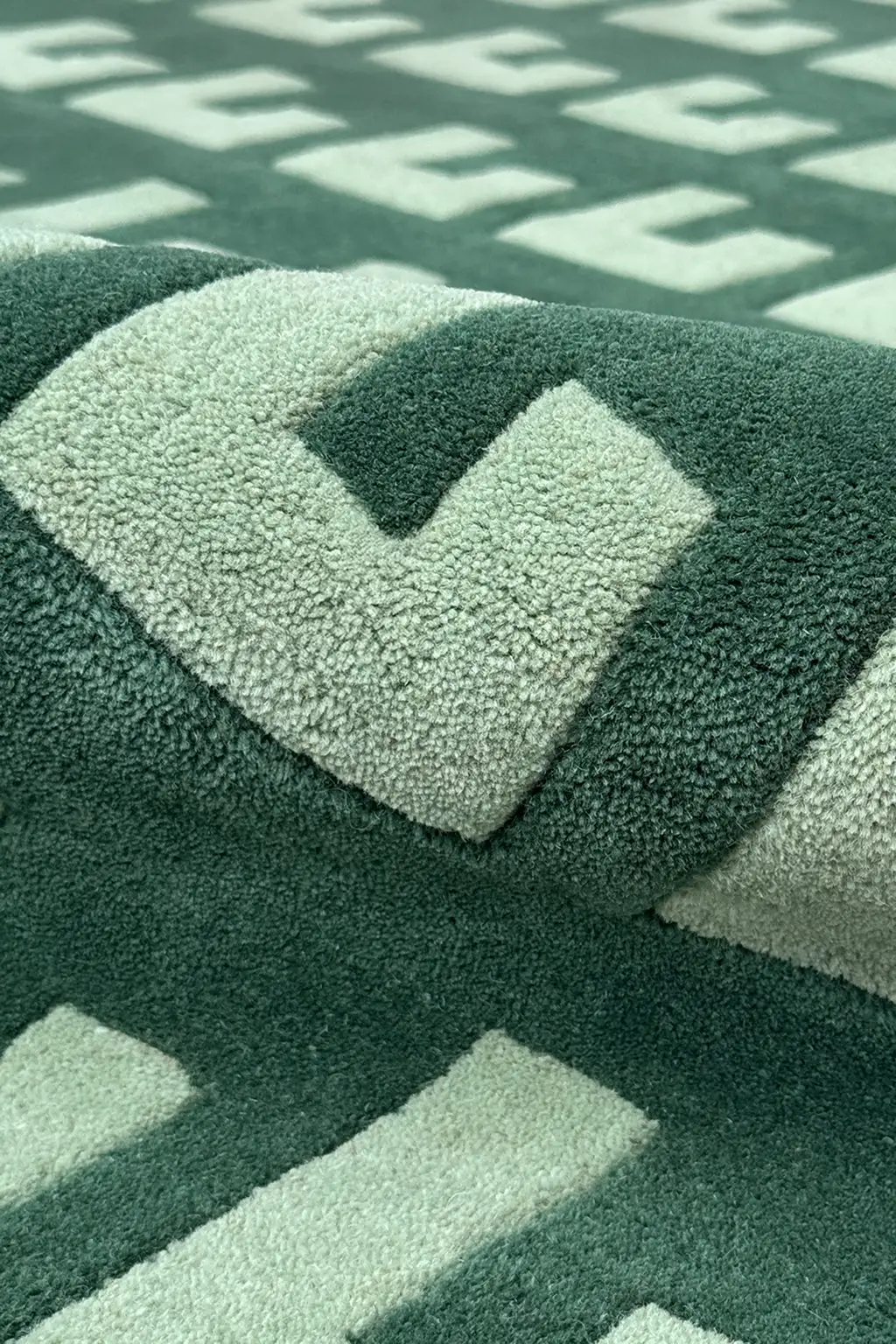 Gradino Hand-Tufted Wool Rug - Image 3