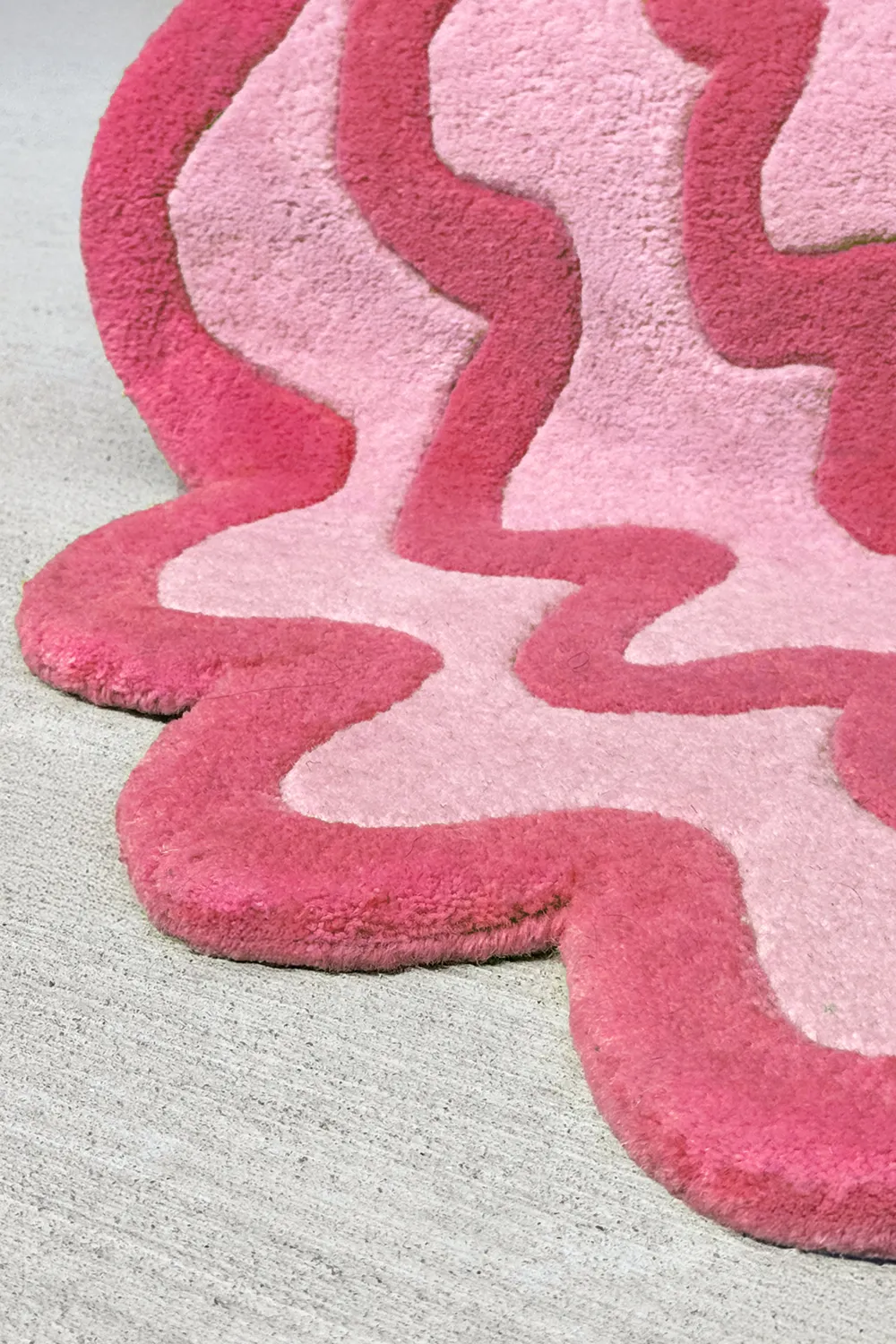 Burst Oval Hand-Tufted Wool Rug - Image 8
