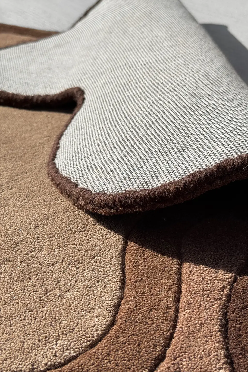 Puddle Organic Shaped Hand-Tufted Wool Rug - Image 5