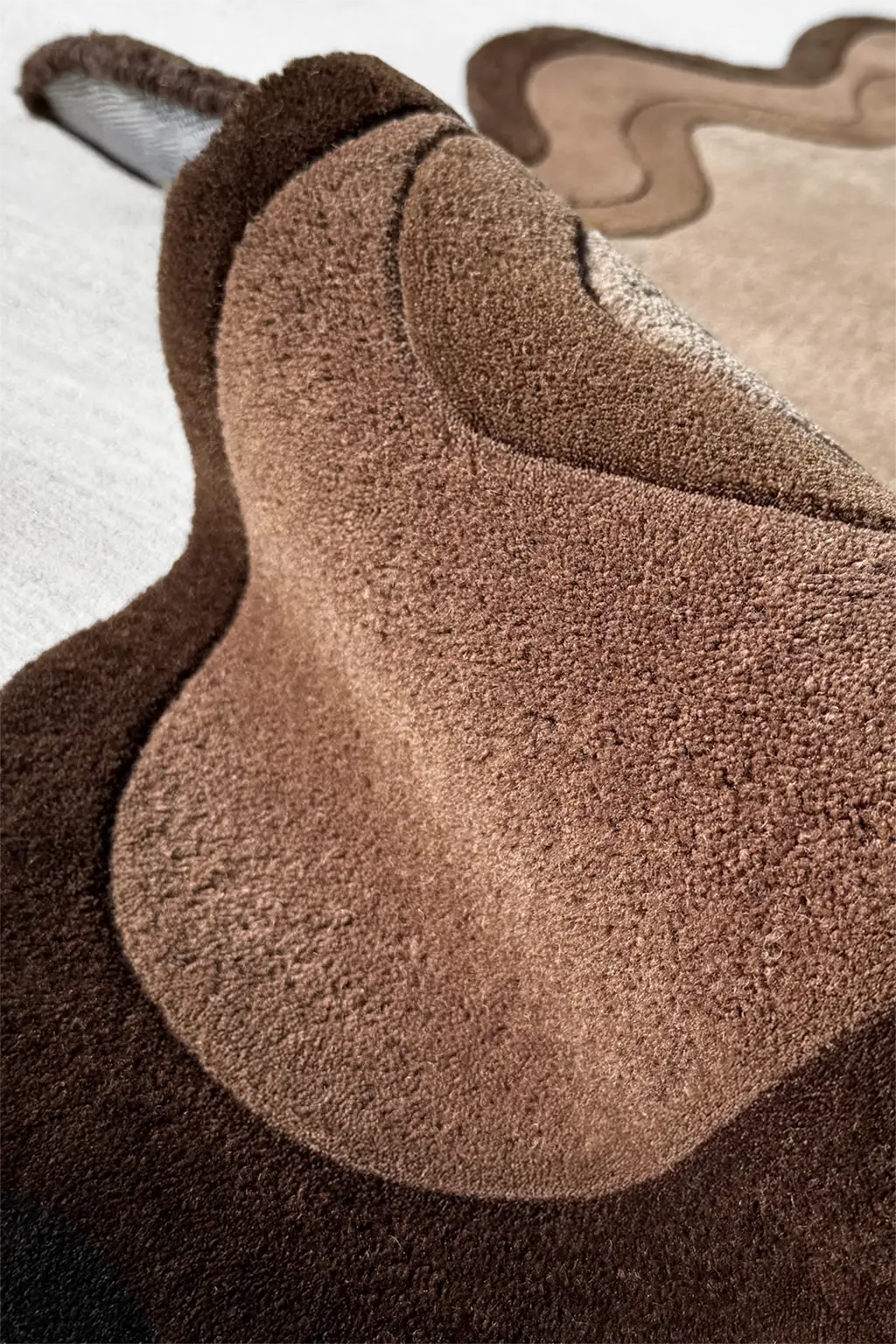 Puddle Organic Shaped Hand-Tufted Wool Rug - Image 6