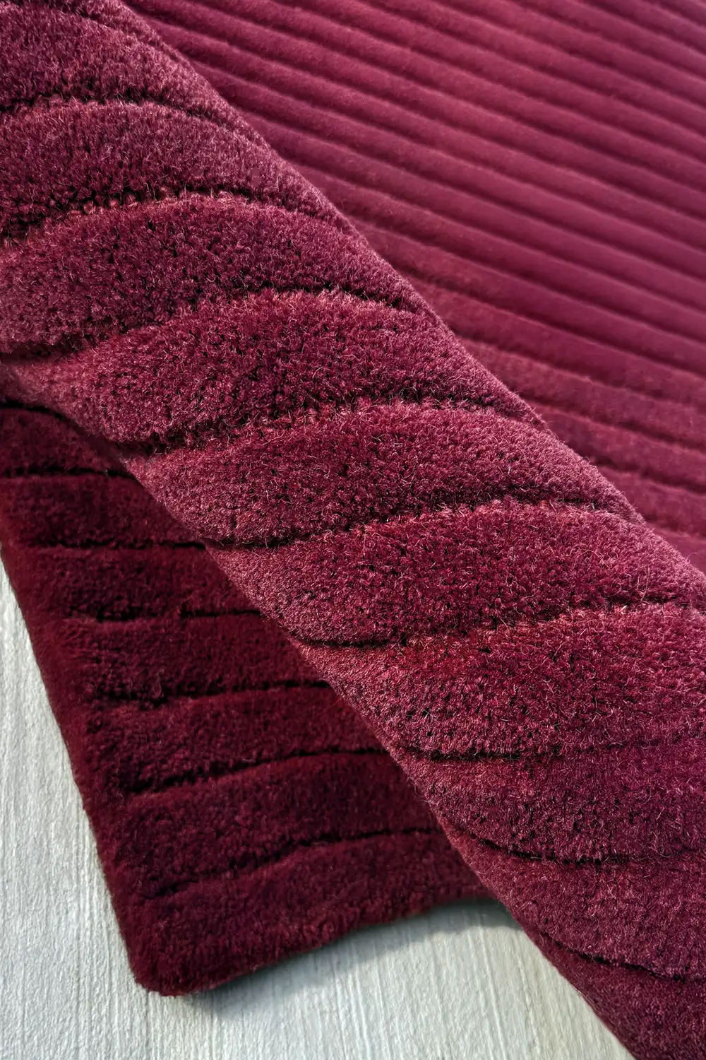 Ridge Duo Hand-Tufted Wool Rug - Image 4