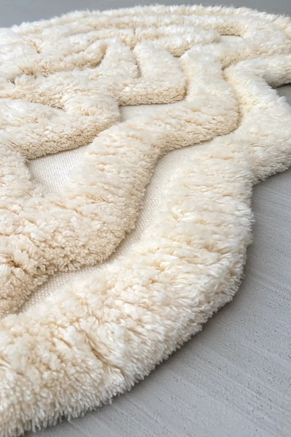 Rolling Tides Hand-Knotted Shag Wool Rug - Image 8