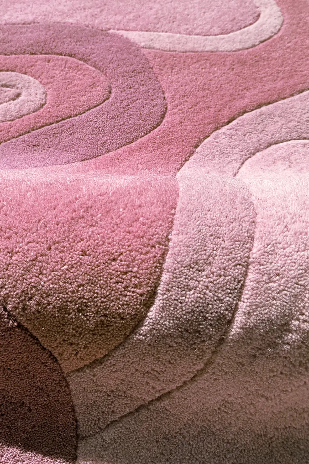 Rolling Tides Hand-Tufted Wool Rug - Image 17