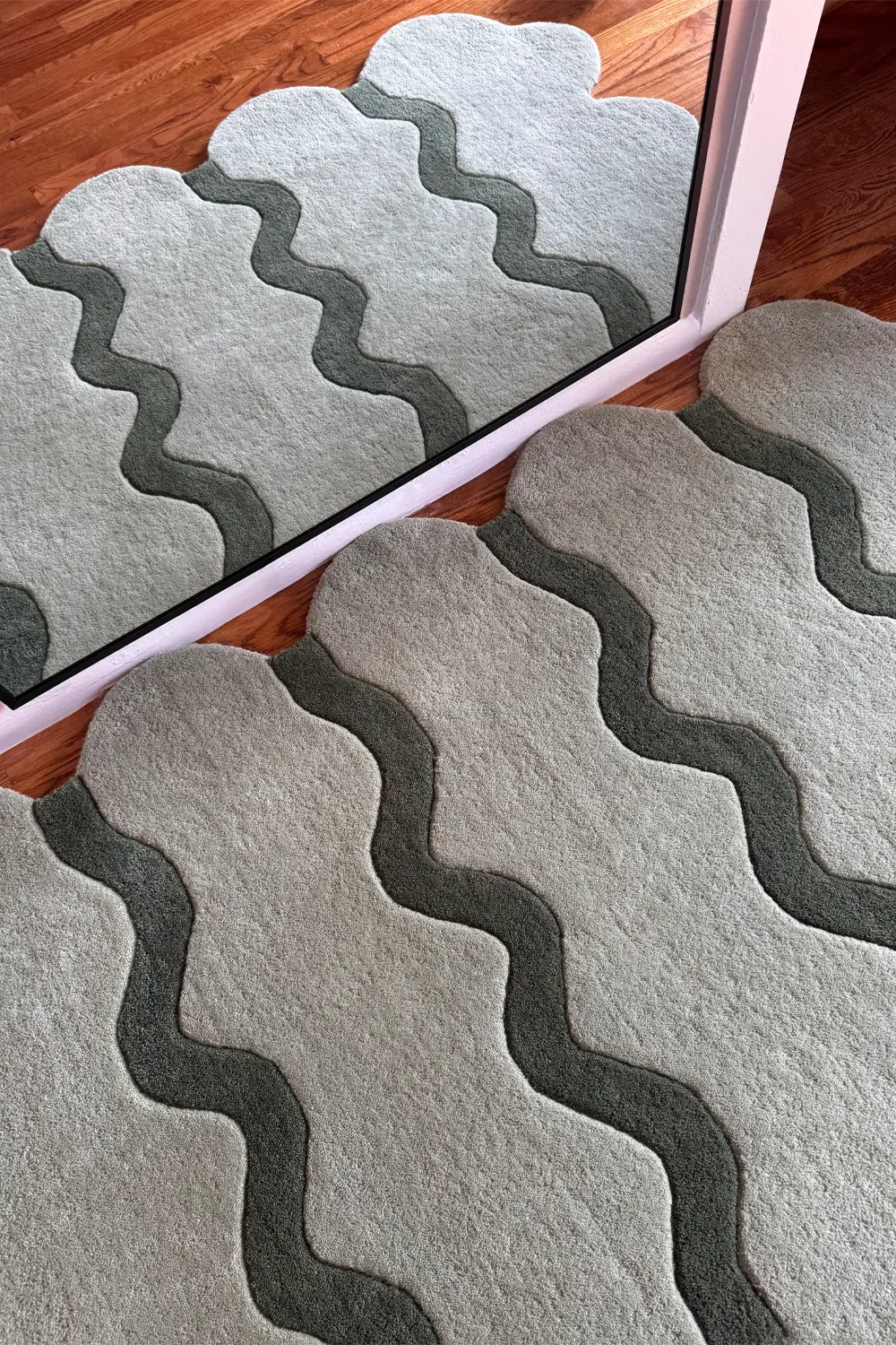Sculpted Edge Hand-Tufted Wool Rug - Image 6