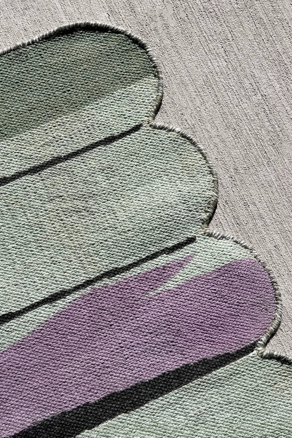 Temple Steps Scalloped Flat Woven Wool Rug - Image 3