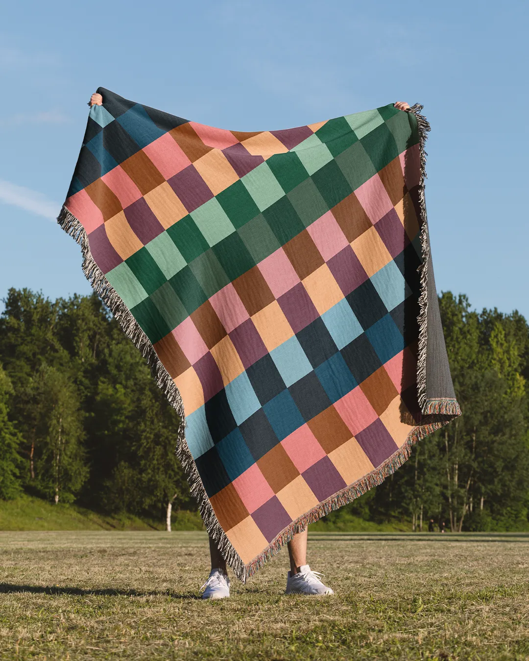 Vibrant Gingham Cotton Woven Throw Blanket - Image 4