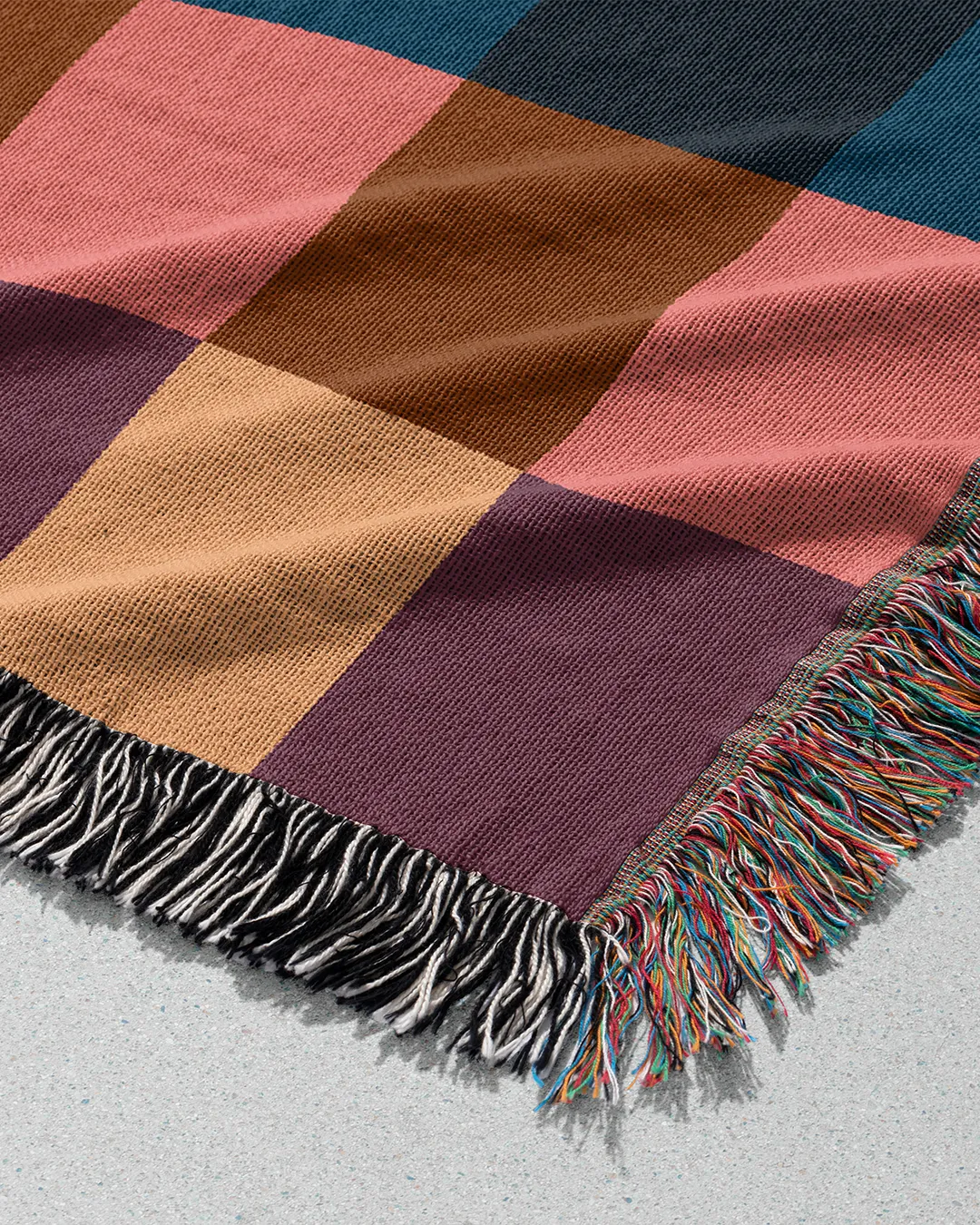 Vibrant Gingham Cotton Woven Throw Blanket - Image 5